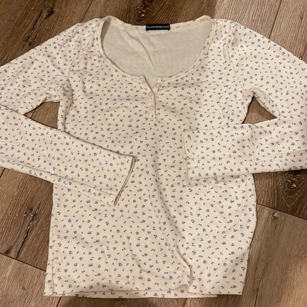 Brandy Melville long sleeve